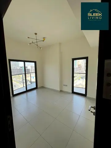 Bright and Spacious| Prime Location| Ready to Move