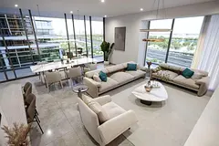 High Floor | Creek & Creek tower view | With Study