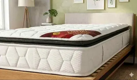 Brand-new King size Top Memory Foam Spring Mattress Available
