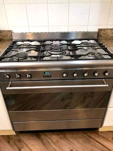 SMEG Top Gas Oven Electric Stove