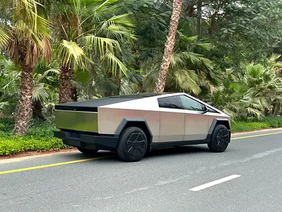2024 Tesla CYBERTRUCK 照片 6
