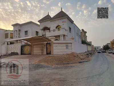 للبيع فيلا بعجمان المويهات شامل الكهرباء والتكيف المركزي تتكون من 5 غرف ماسترو مجلس وصالة وغرفة خدامة تمليك حر لجميع الجنسيات وأمكانية التمويل البنكي