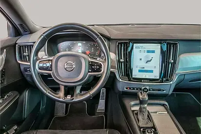 صورة 10 لـ 2018 Volvo S90