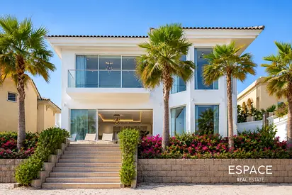 Skyline View | Furnished & Upgraded 5 Bed | Atrium Entry