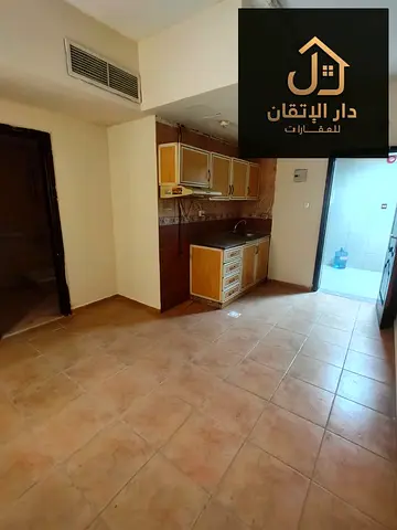 For Rent | Studio in Al Majjarah Area