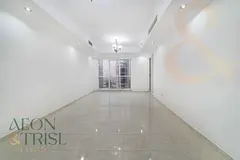 Spacious l Lake view l Prime location