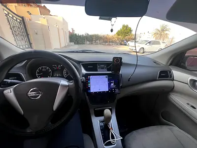 2015 Nissan TIIDA — фото 10