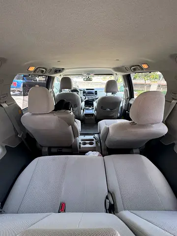 صورة 5 لـ 2012 Toyota SIENNA