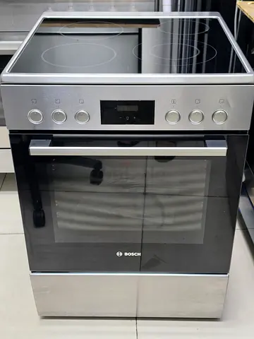 Bosch Electric Cooker 60x60cm with oven Excellent Condition