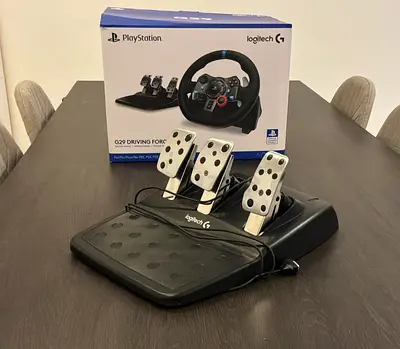 Logitech G29 driving simulator