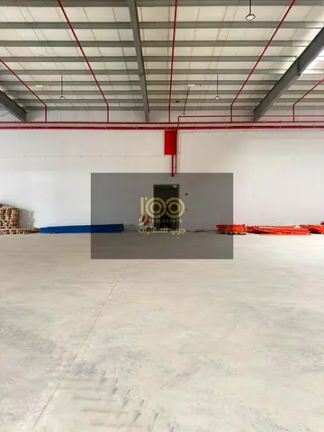 13,000 Sq. Ft. Warehouse for Annual Rent in Um Al Thoob, Umm Al Quwain – 40 KW