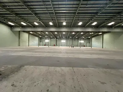 Massive Industrial Warehouse in Umm Al Deraa, Umm Al Quwain | 62,000 Sq. Ft. | 65 KW Power | AED 35 Per Sq. Ft. | 4 Payments
