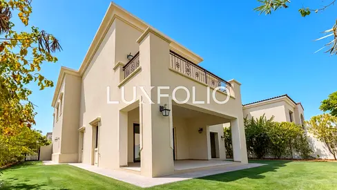 Vacant Now | Close To Pool | Large Plot