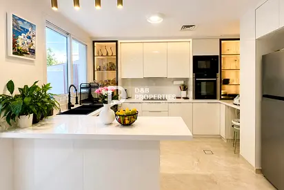 Fully Upgraded | Park Facing | 3 En-Suite Beds