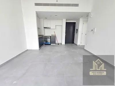 Elegant Design 1Br Gated Community Gym Pool Parking Included