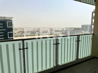 Community View | High Floor | Vacant | Hot Price