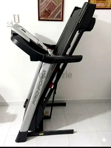 Foldable Treadmill - Good Condition, Space-Saving, pro form endurance s7 with belt lubricant