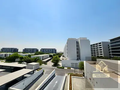 Spacious 1Br+Balcony 2Baths Big Living Area Gym Pool Parking Lavish Ame
