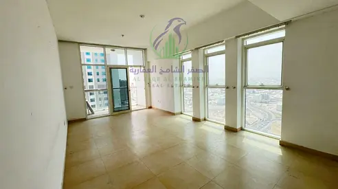 شقة غرفتين وصالة في التعاون – برج حديث، إطلالات بانورامية، بلكونة، خزائن بالحائط، غرفة غسيل وباركينج، دفعات 4 أو 6.