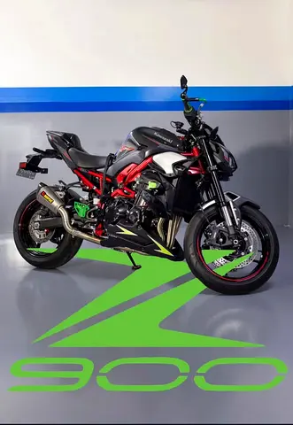 2025 Kawasaki Z900 | 1,896 KM | Premium Upgrades | Akrapovič Exhaust