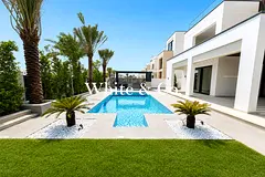 Pool | Single Row | Large Plot | Brand New