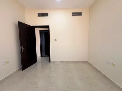 Near to safari mall 1bhk just in 27k 6cheques payment only for family