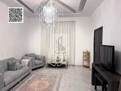 🏡 تاون هاوس للإيجار على الشارع الرئيسي بجوار سفير مول – الزاهية