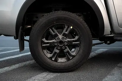 2025 Nissan NAVARA 缩略图 18