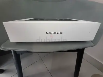 Apple MacBook Pro M5 RA, M16 1T boxed) - Sealed