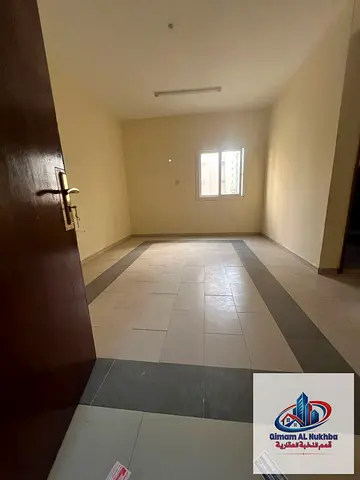 Largest studio in Al Nabba’a at the best price, with excellent space, separate kitchen, flexible payments, free maintenance, easy access, and close to