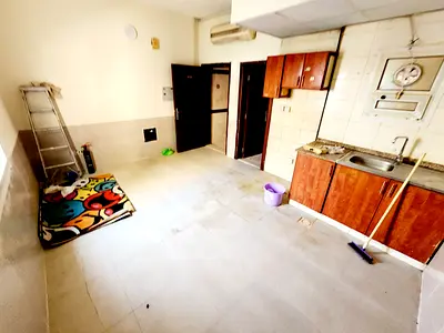 No deposit studio available for family only 17k