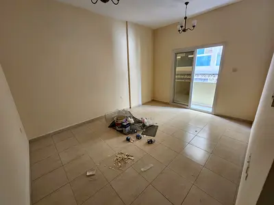 Luxury 1BHK school area with balcony 2 wasroom only 34k