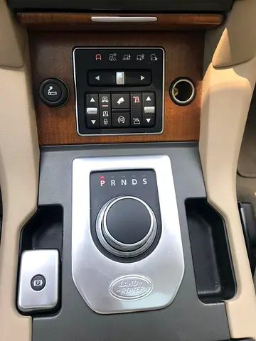 2016 LAND Rover LR4 — фото 16