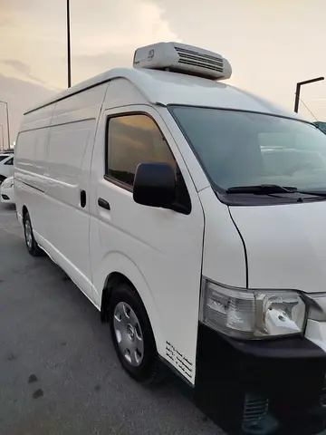 2015 Toyota HIACE 照片 10