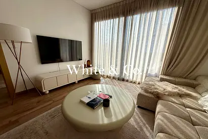 Pool View | Corner unit&Study | Stunning |