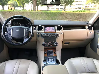 2016 LAND Rover LR4 — фото 15