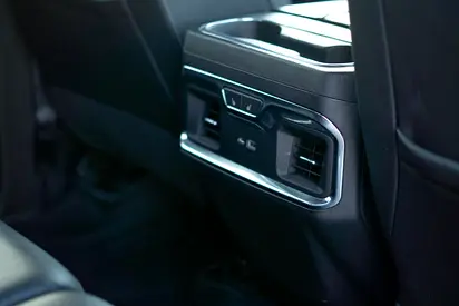 صورة 14 لـ 2023 GMC SIERRA