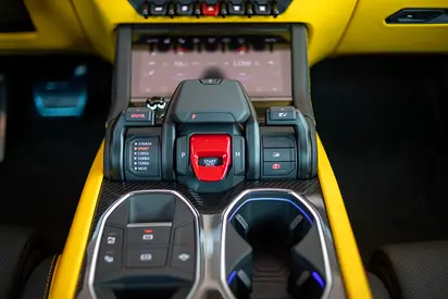 صورة مصغرة 19 لـ 2025 Lamborghini URUS