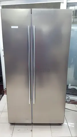 Siemens Premium 90cm Side by Side Refrigerator – Modern Design