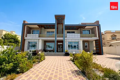 Independent Villa | Single Row | Well Maintained