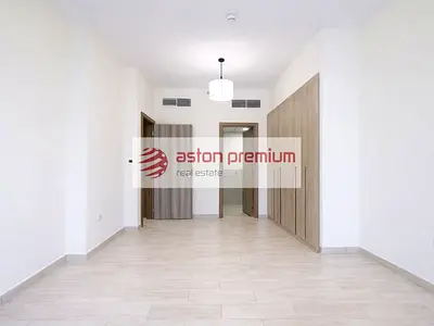 Canal View| Spacious 2 BR| Investors Deal| Balcony