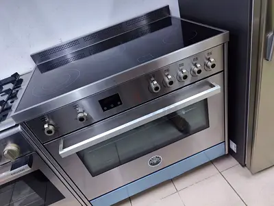 Bertazzoni latest model full electric 5 hobs stove oven fan cooking range 90x60 xew