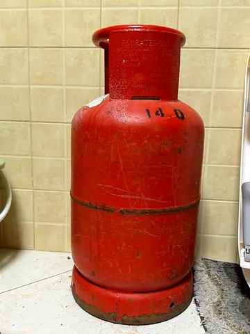 Dubai Gas LPG Cylinder – 11 KG | Good Condition