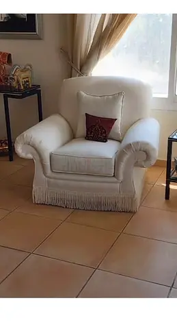 Single sofa