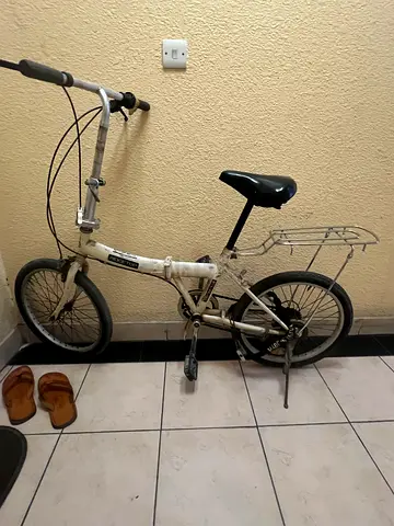 Foldable compact city bike with rear rack - used
