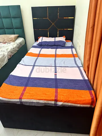 Single bed for sell in cheap price