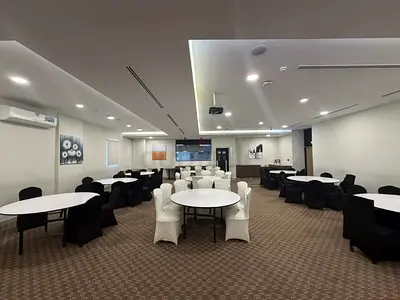 FULLY EQUIPPED RESTAURANTS FOR RENT IN 3 STAR HOTEL– AL JADAF, DUBAI, UAE