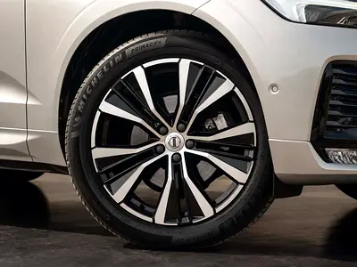صورة 5 لـ 2024 Volvo XC60