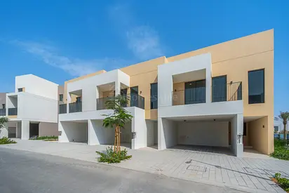 Corner Unit | Single Row | Ready To Move In