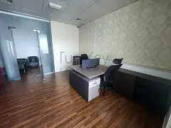 Higher Floor | Fitted with Partitions | 1 Parking